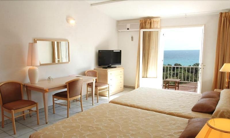 Hotel Residence San Pieru Tarcu Luaran gambar