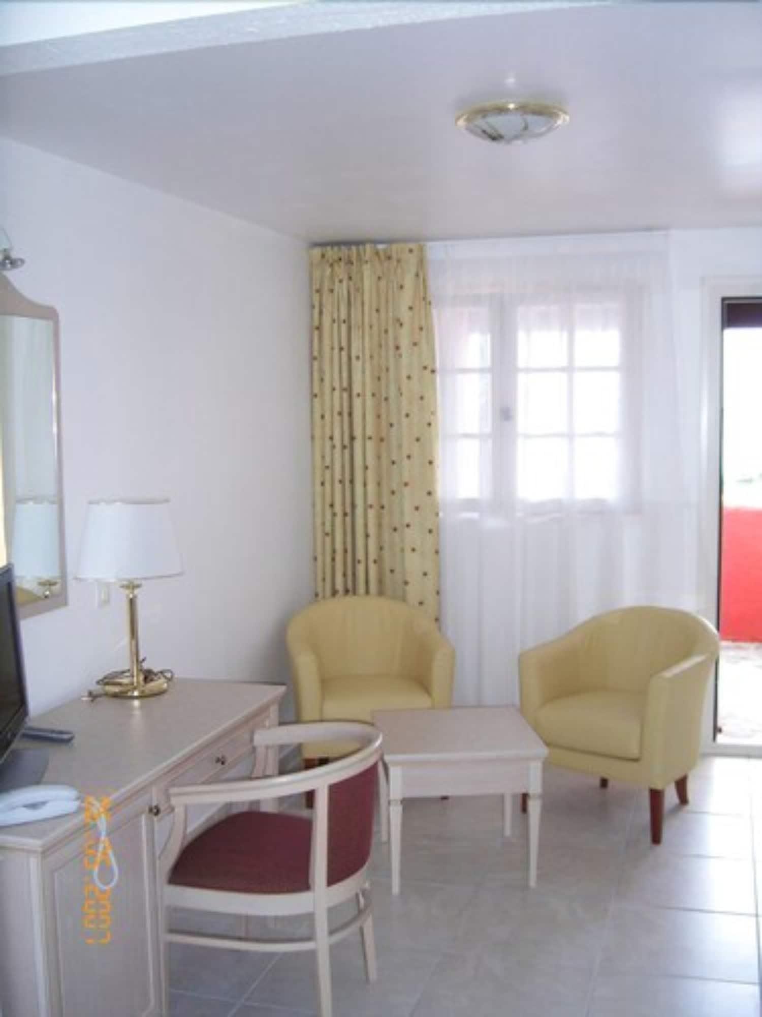 Hotel Residence San Pieru Tarcu Luaran gambar
