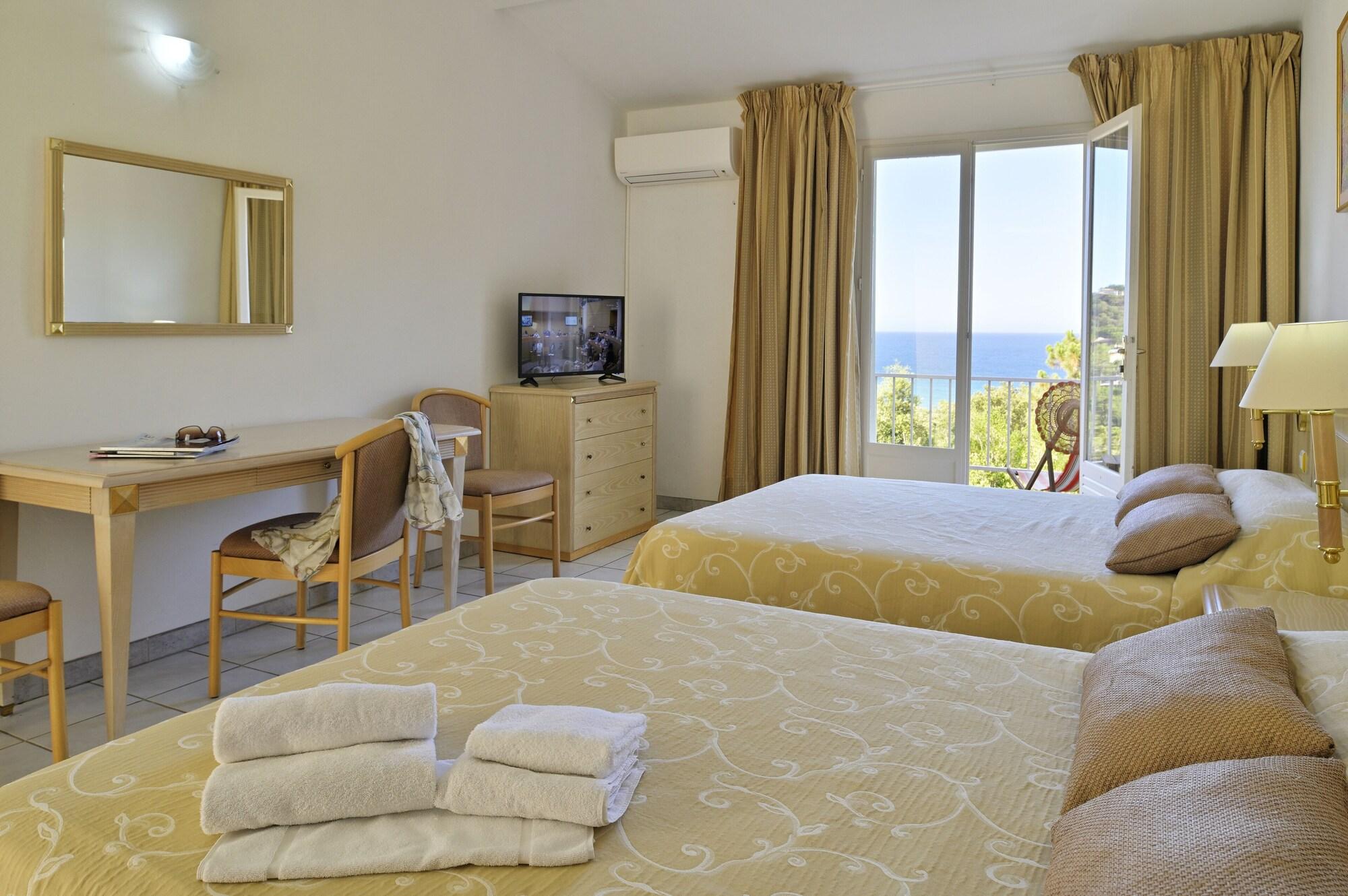 Hotel Residence San Pieru Tarcu Luaran gambar