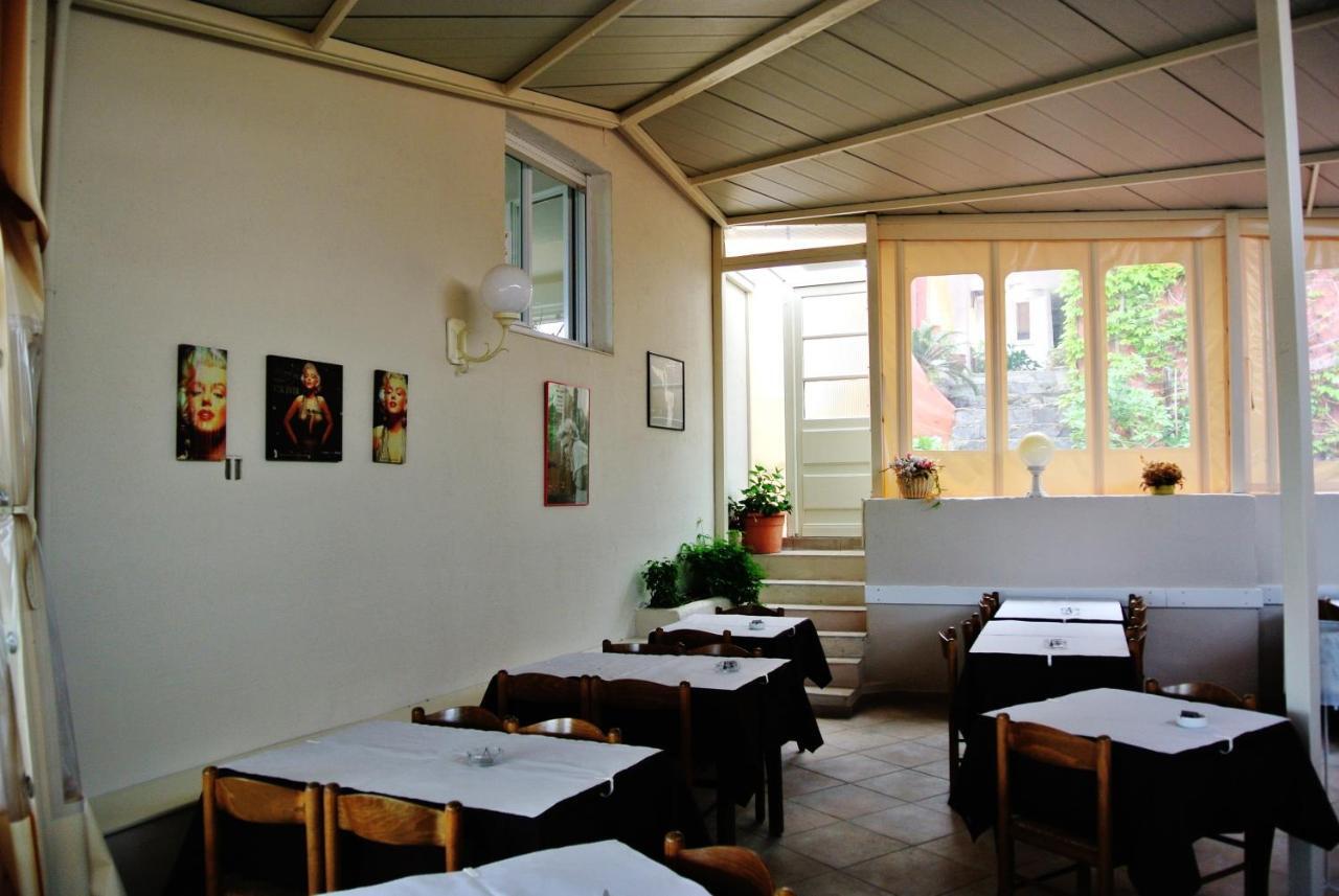 Hotel Residence San Pieru Tarcu Luaran gambar