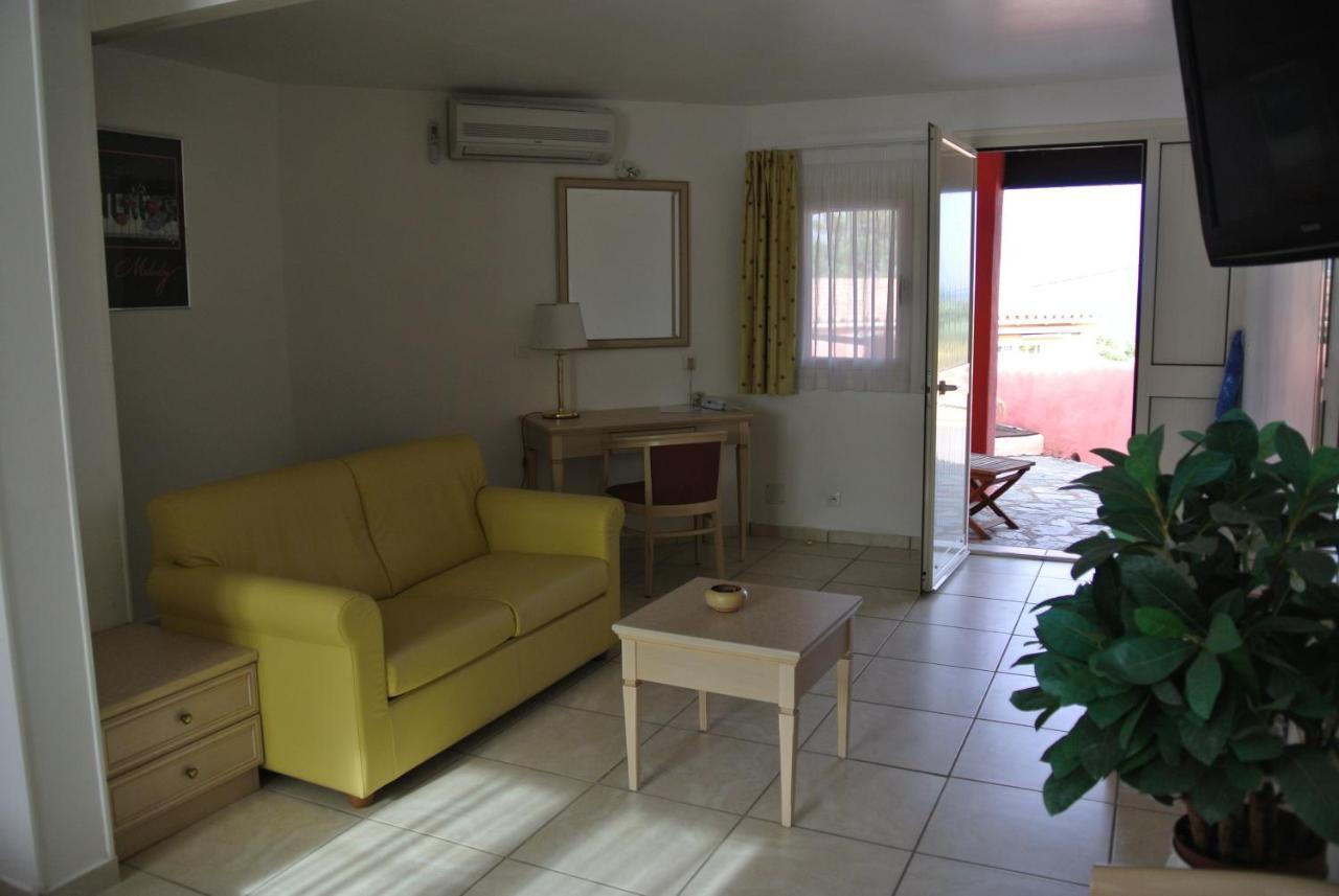 Hotel Residence San Pieru Tarcu Luaran gambar